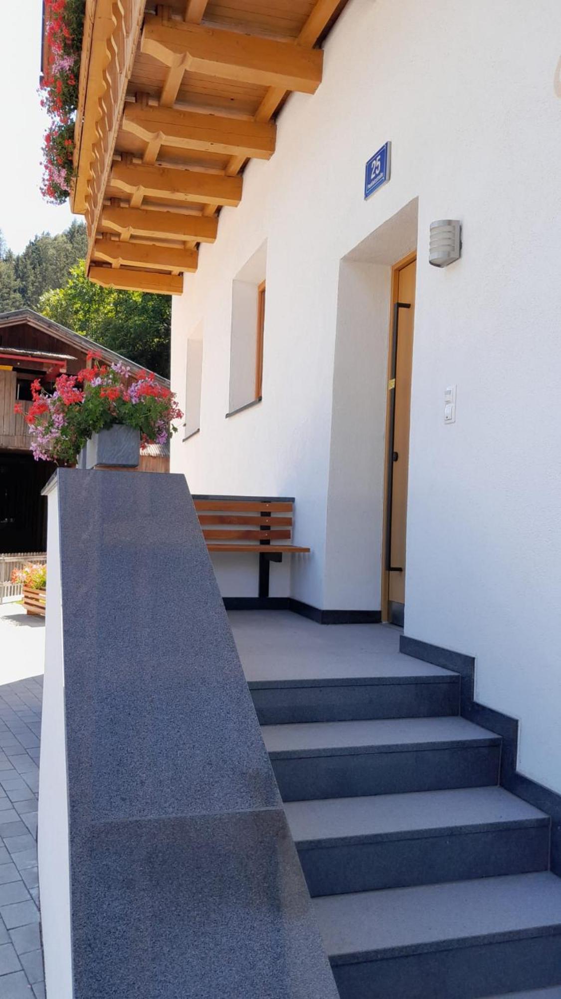 Apart Schlatter Prutz Exteriör bild